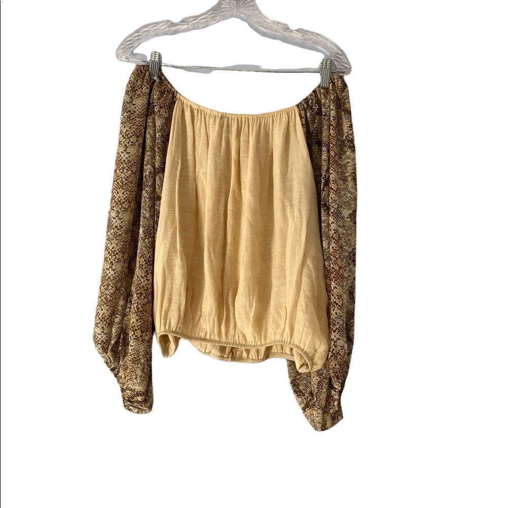 NWOT snakeskin off the shoulder top